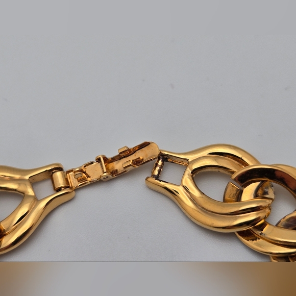 Vintage Monet Gold Plated Double Link Chain Bracelet Chunky Statement 1980s - Picture 6 of 12